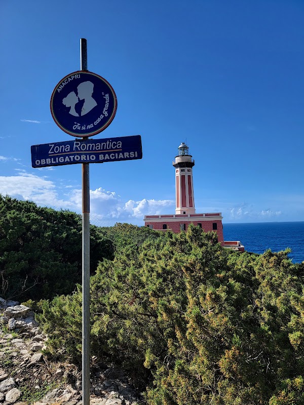 Faro di Punta Carena 2