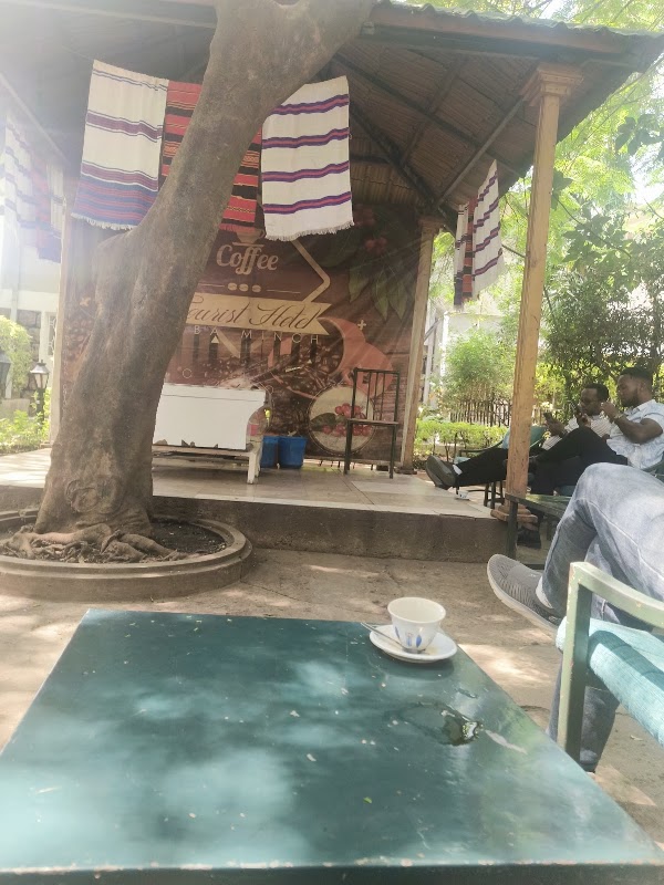 Tourist Hotel 5