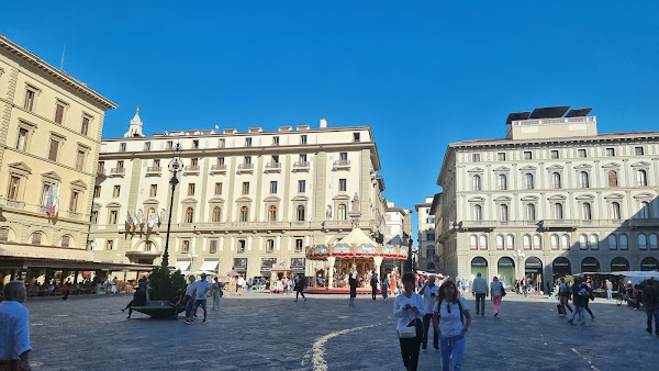Piazza della Repubblica 5