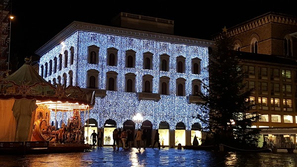 Piazza della Repubblica 2