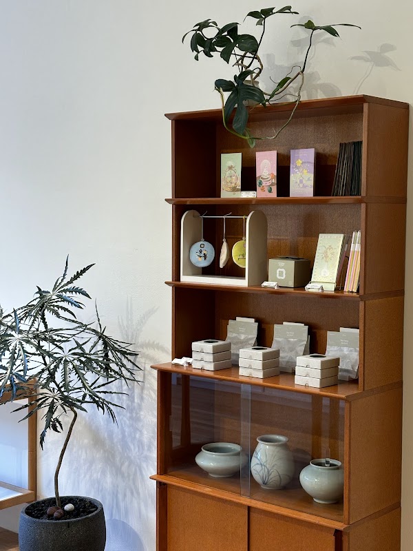 OIMU Bukchon store (오이뮤 북촌) 2