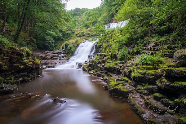 Sgwd Clun-Gwyn Waterfall 5