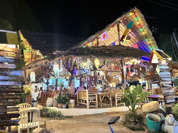Happy Land Cafe & Restaurant 5