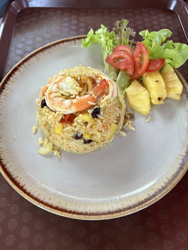 Happy Land Cafe & Restaurant 4