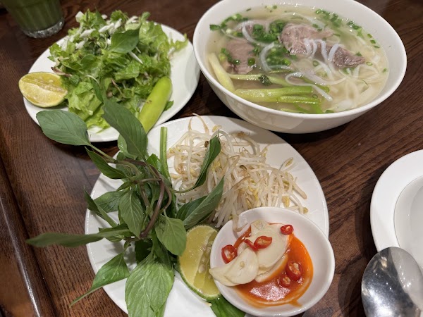 Nhà hàng Madame Lân 4