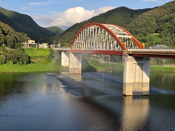 Gosu Bridge