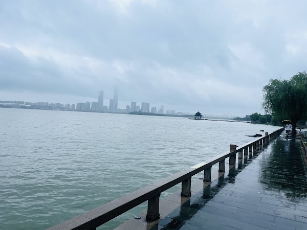 Jinji Lake 3