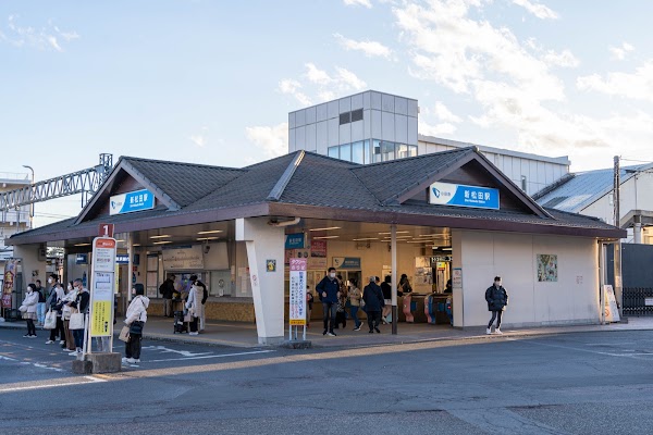 Shin-Matsuda Station 5
