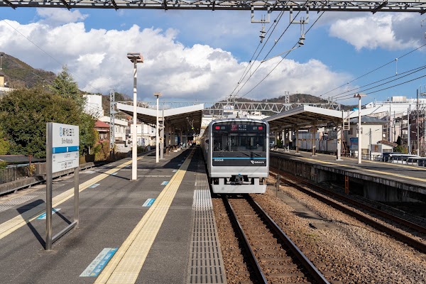 Shin-Matsuda Station 4