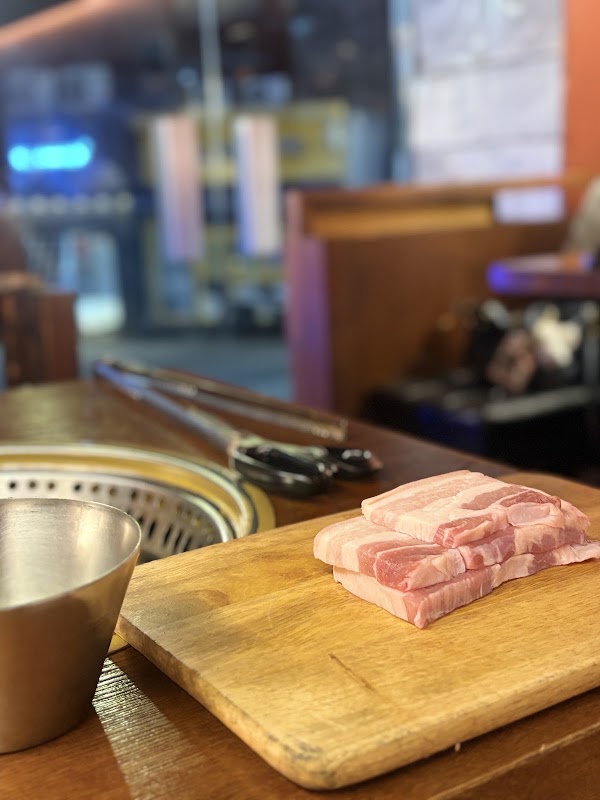 Pig Restaurant 3