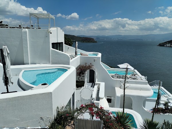 Sound on the Clouds Hotel Santorini, Dali