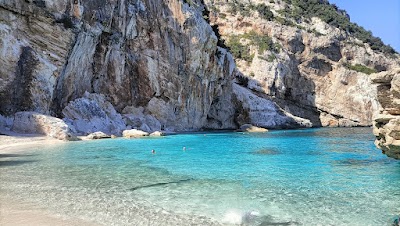Ispuligedenie / cala Mariolu. 1