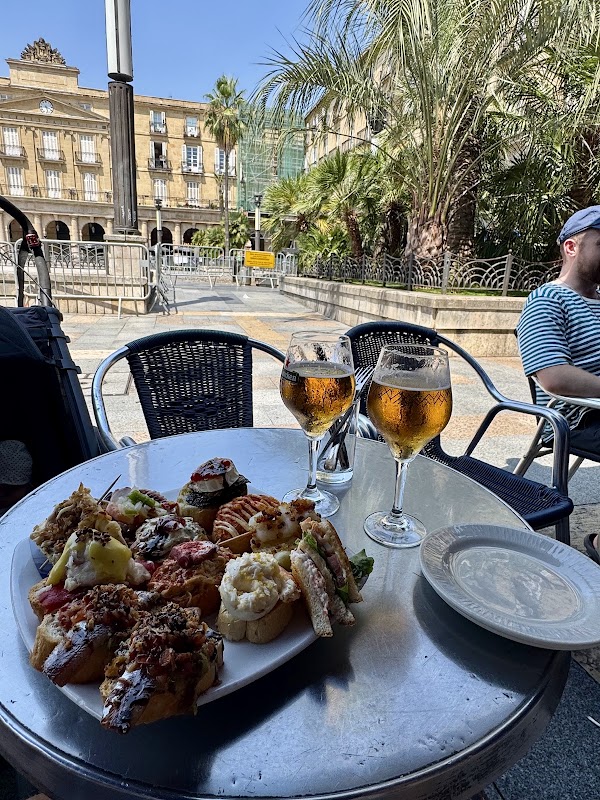 Café Bar Bilbao 3