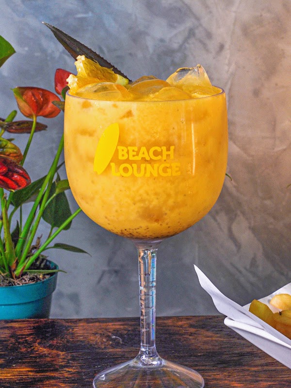Beach Lounge 2