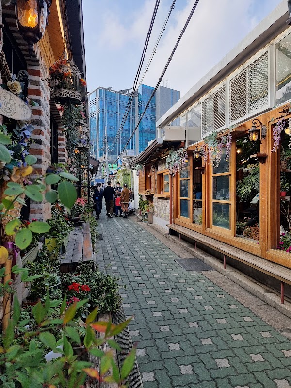 Ikseon-dong Hanok Village 5