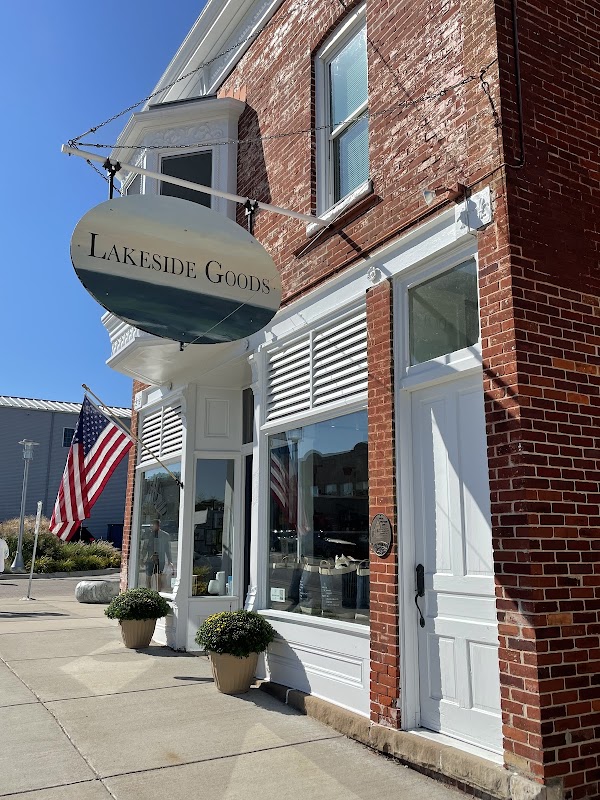 Lakeside Goods 1