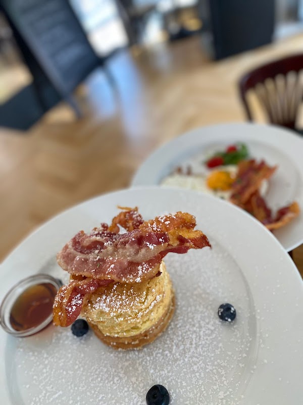 Nikolaus Strauß Cafè 5