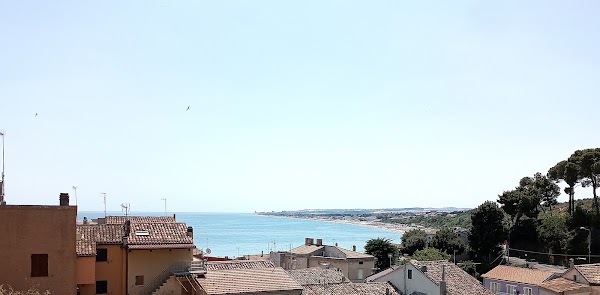 Numana 4