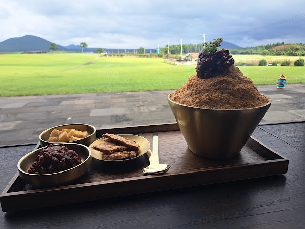 Cafe Boromwat 5