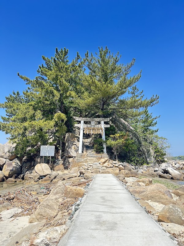 Hakoshima Jinja 5