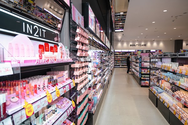 Matsukiyo Toppen Shopping Centre 4