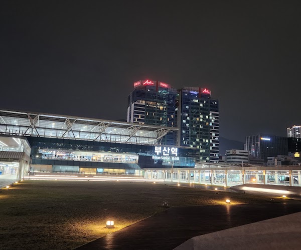 Busan Station Square 4