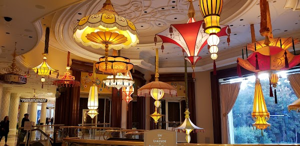Wynn Plaza 3