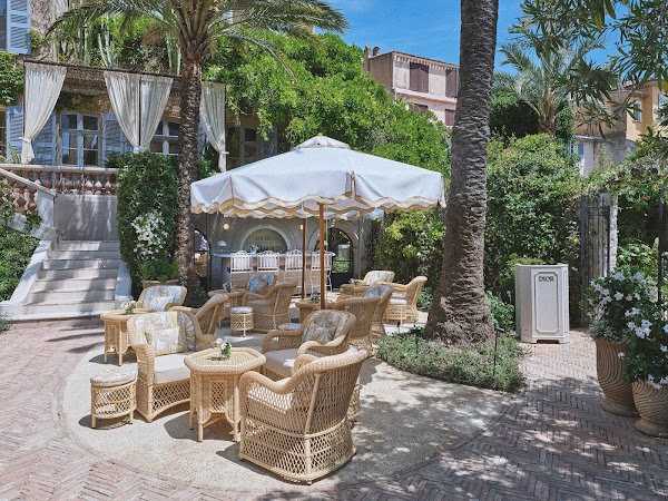 Café Dior by Mauro Colagreco