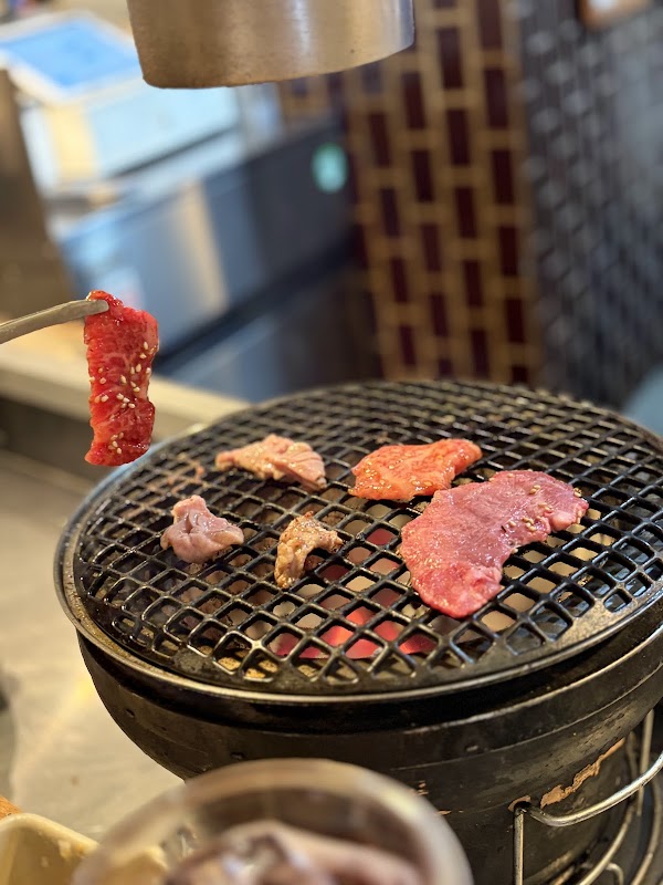 極み超熟成炭火焼肉しぶき 3