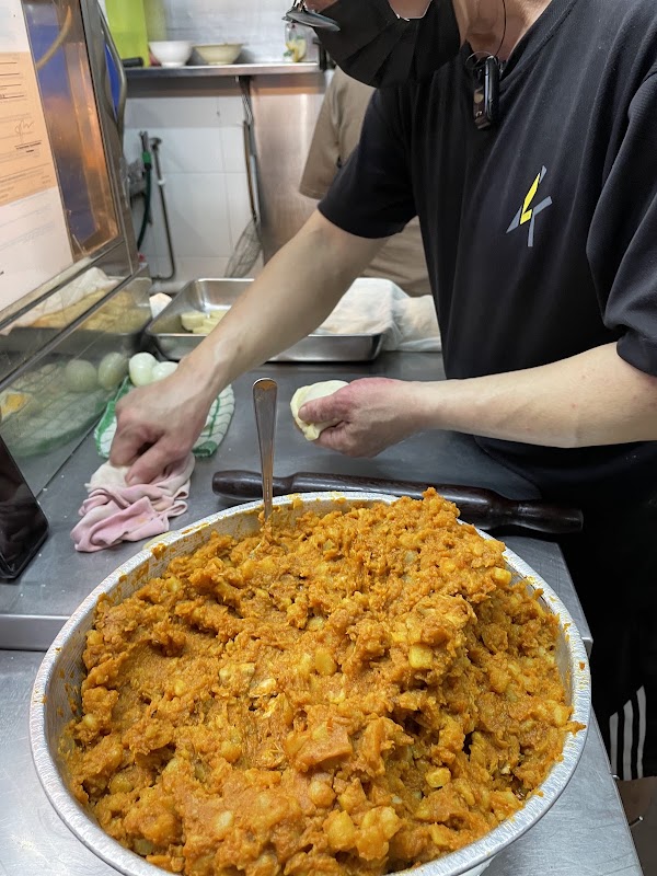 Tanglin Crispy Curry Puff Original (Corner Stall#02-36) 2