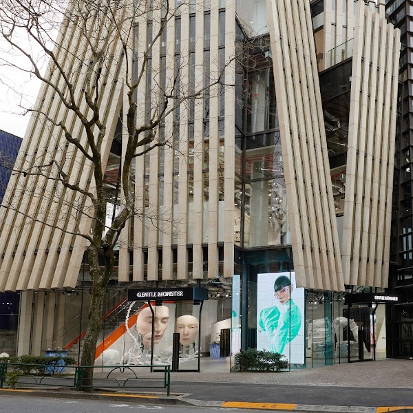 Gentle Monster Aoyama Flagship store 1