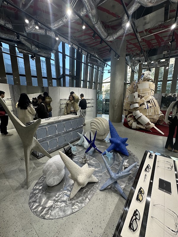 Gentle Monster Aoyama Flagship store 5