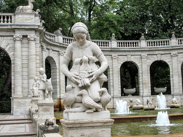 Märchenbrunnen 5