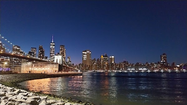 Manhattan Skyline Viewpoint 2