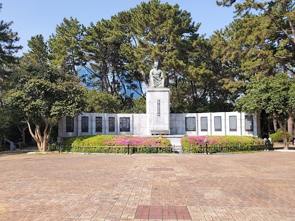 Choe Chiwon Sightseeing Spot