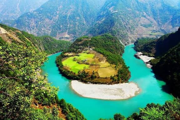 The First Bend of Nujiang River