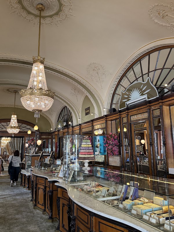 Café Gerbeaud 2