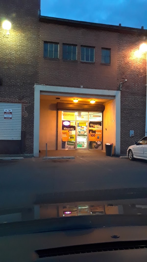 Family Mart 1