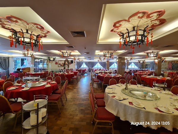 Pusing Public Restaurant 1