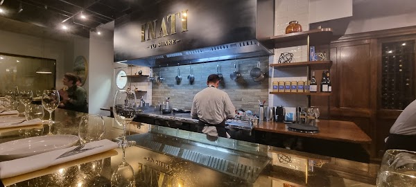 Inati restaurant 1