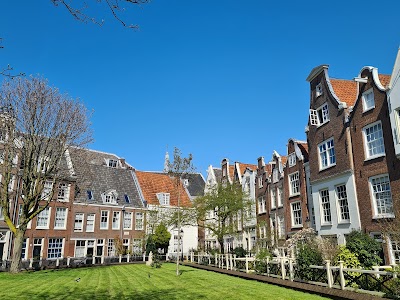Begijnhof 2