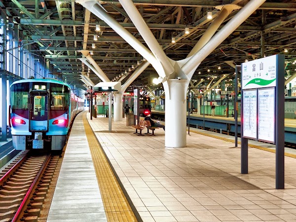 TOYAMA STATION 5
