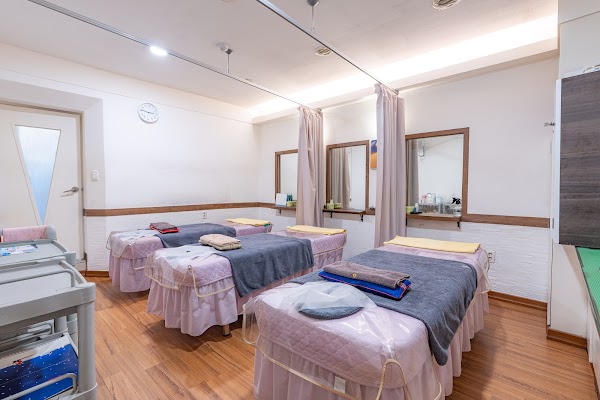 Ace Therapy Spa 5
