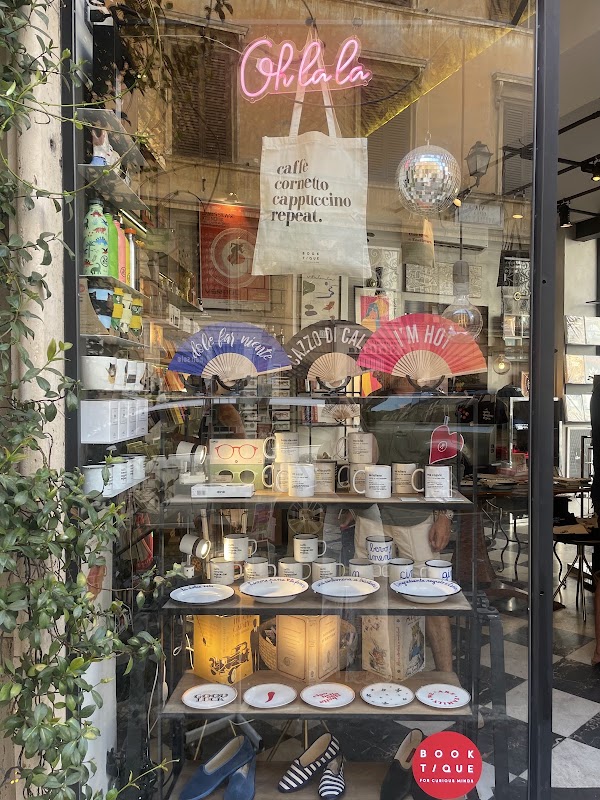 Booktique 3