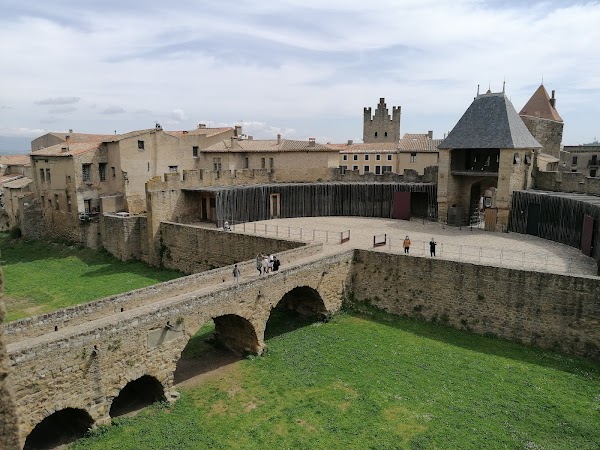 Château Comtal 2