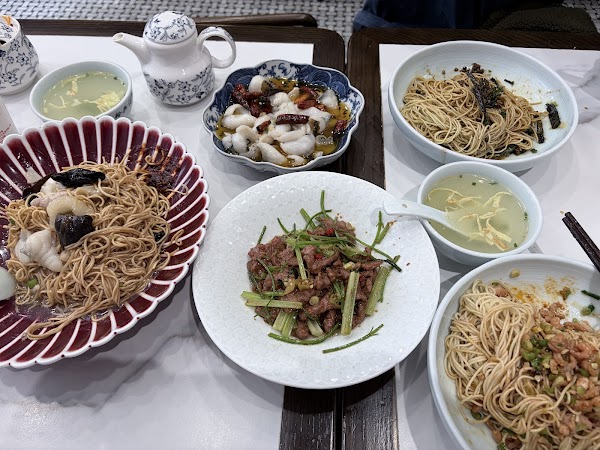 Yuxing Ji Noodle Restaurant (People's Square Branch) 5