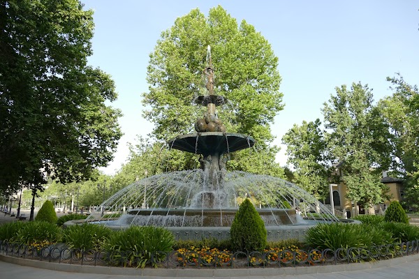 Fuente de las Granadas
