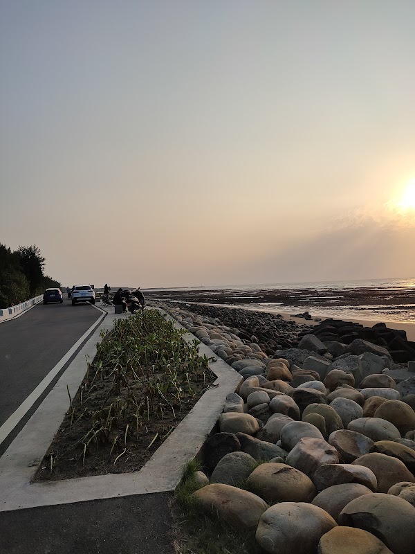 藻礁路觀海看夕陽景點