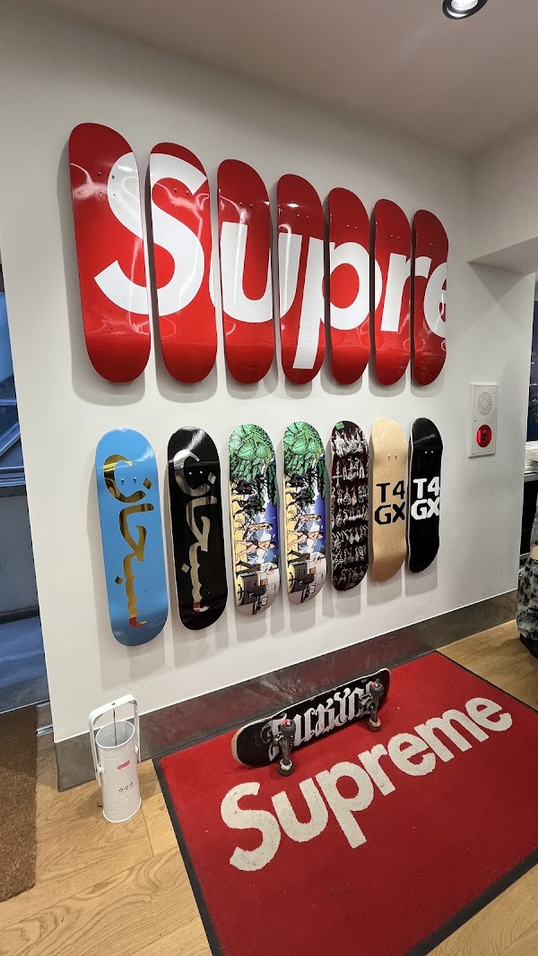 Supreme Harajuku 5