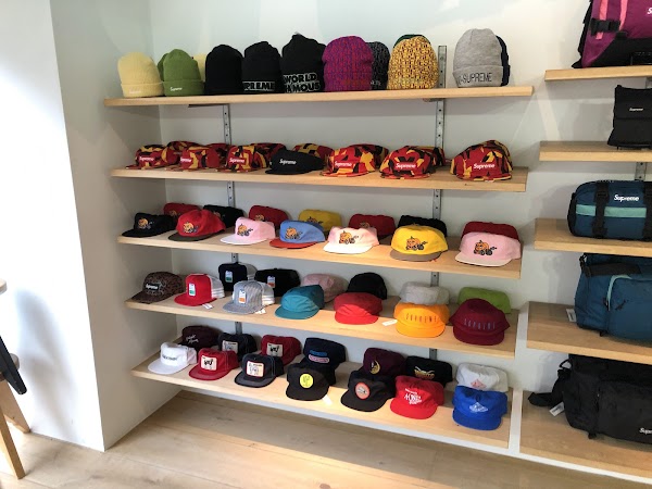 Supreme Harajuku 2